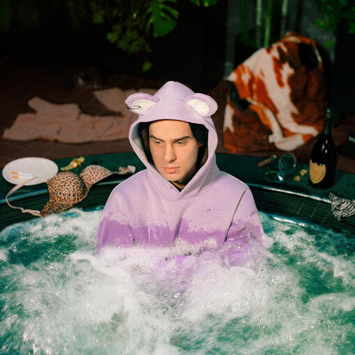 eläintarha • jambo • 2024